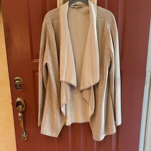 Cozy Soft Liz Claiborne Light Tan/Cream Women's Cardigan
